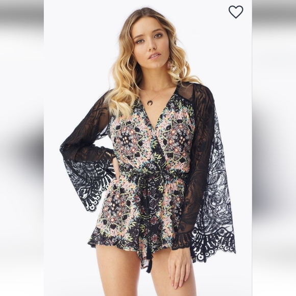 Sky Pants - SKY YAMIR ROMPER BACK LACE V NECK WAIST STRAP LONG WING SLEEVES SIZE Medium